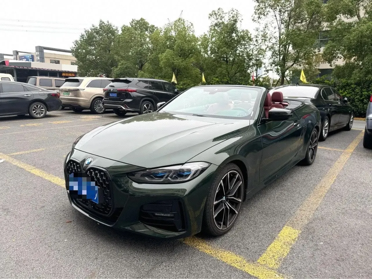 Open image lightbox: BMW 4 Series (Imported) 2022 430i Convertible Coupe 2.0T M Sports Obsidian Night Suit (Changed to 2) Automatic Gear