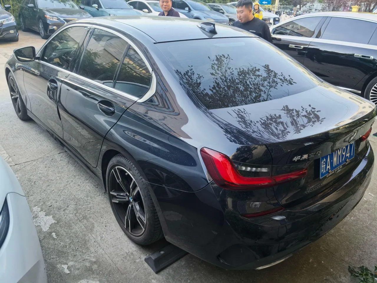 BMW 3 Series 2022 325i 2.0T M Sports Suit (Modified) Automatic Gear 4