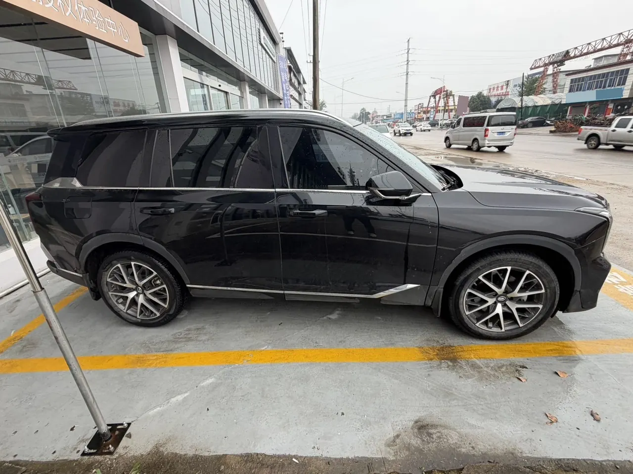 Chuanqi 2022 GS8 2.0TGDI Two-Drive Deluxe Zhilian Edition Seven-seat Automatic Gear 7