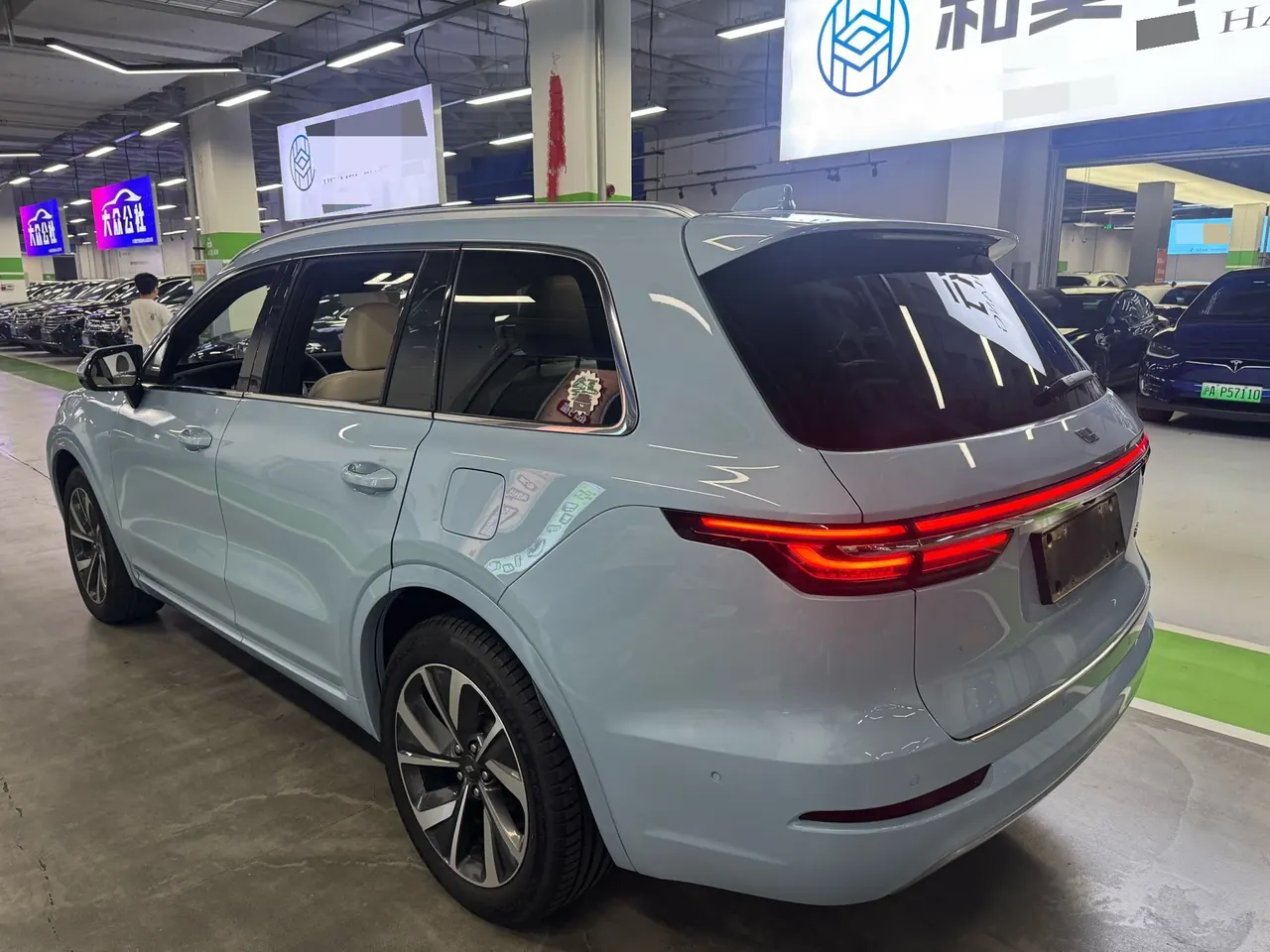 Li 2021 ONE 1.2T extended range 6-seat automatic gear 4