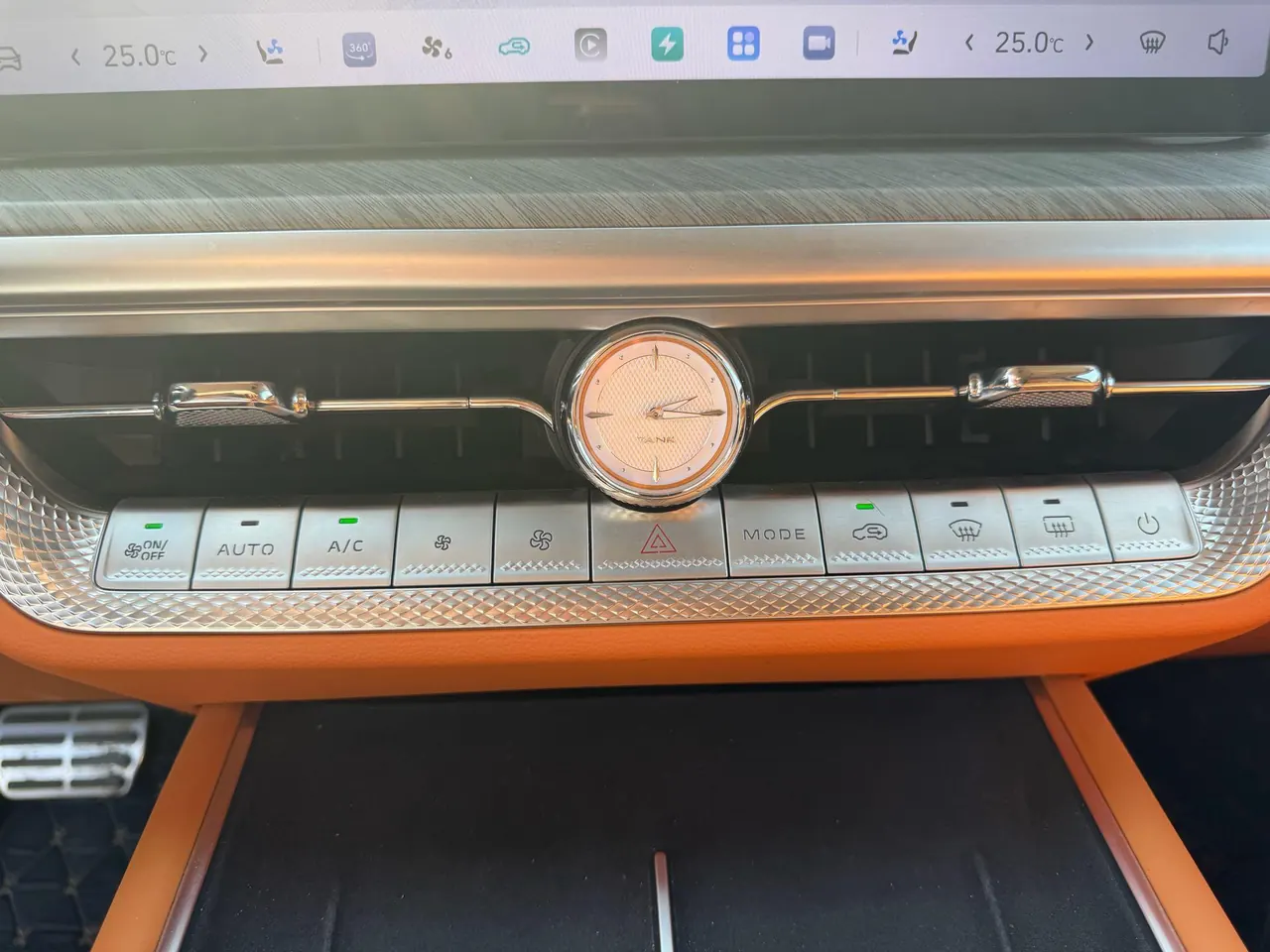 Tank 2026 Tank 500 Hi4-Z 2.0T Smart Edition Automatic Gear 5