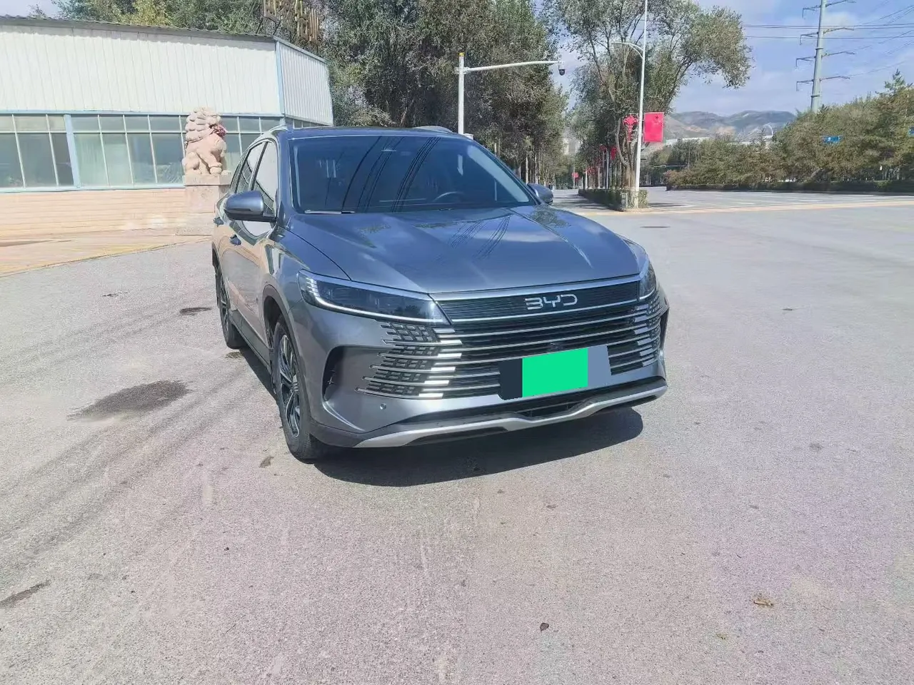 BYD 2025 Sea Lion 05 DM-i 1.5 Stepless 115KM Honorable Automatic 3