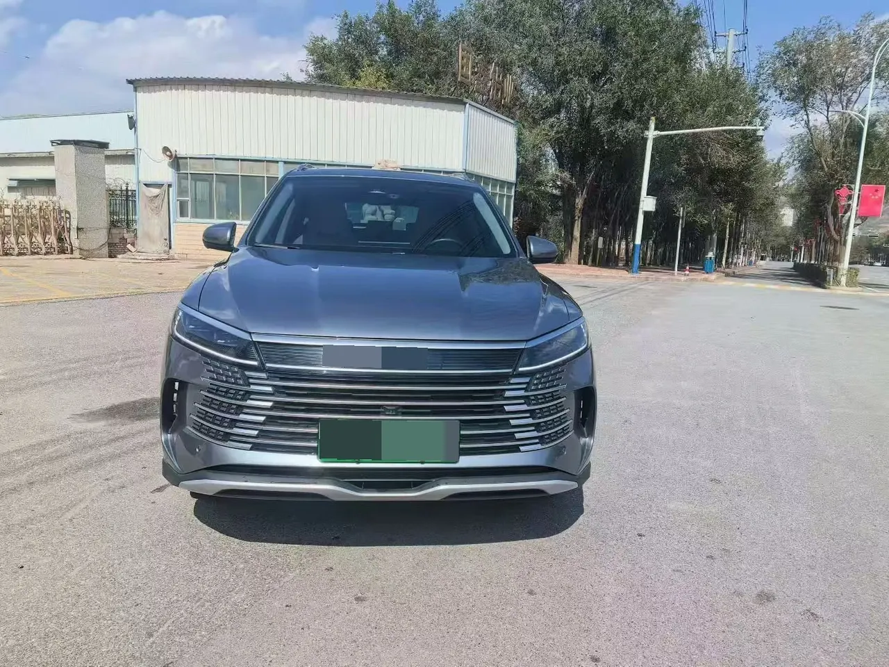BYD 2025 Sea Lion 05 DM-i 1.5 Stepless 115KM Honorable Automatic 4