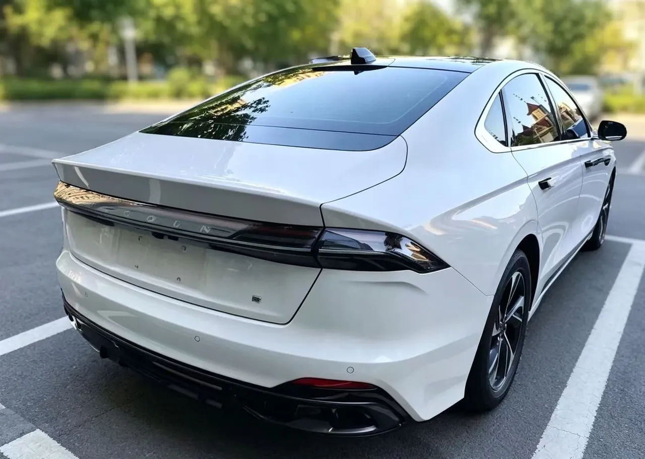 Lincoln 2022 Lincoln Z 2.0T I Cool Premium Edition Automatic Gear 2