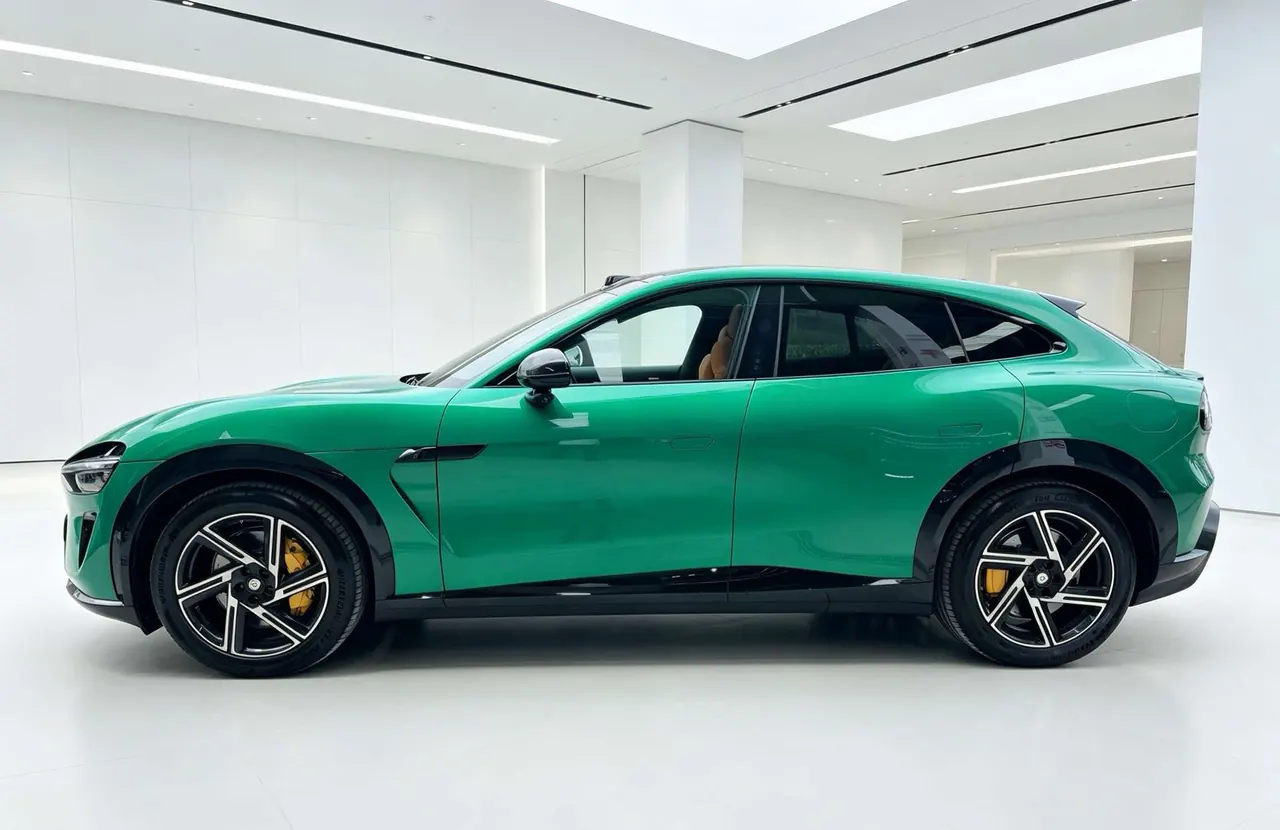 MI 2025 YU7 Long Endurance High Performance Four-wheel Drive Max Edition Automatic Gear 4