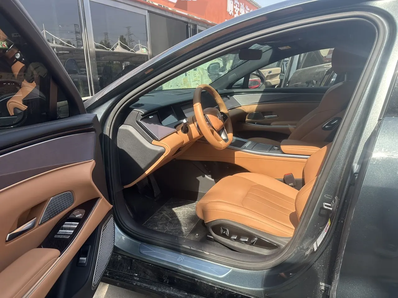 BYD 2025 Han l DM-i 1.5T stepless 200KM laser Radar flagship automatic gear 4