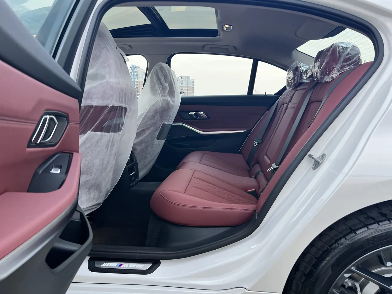BMW 2025 i3 eDrive 35 L automatic gear 7