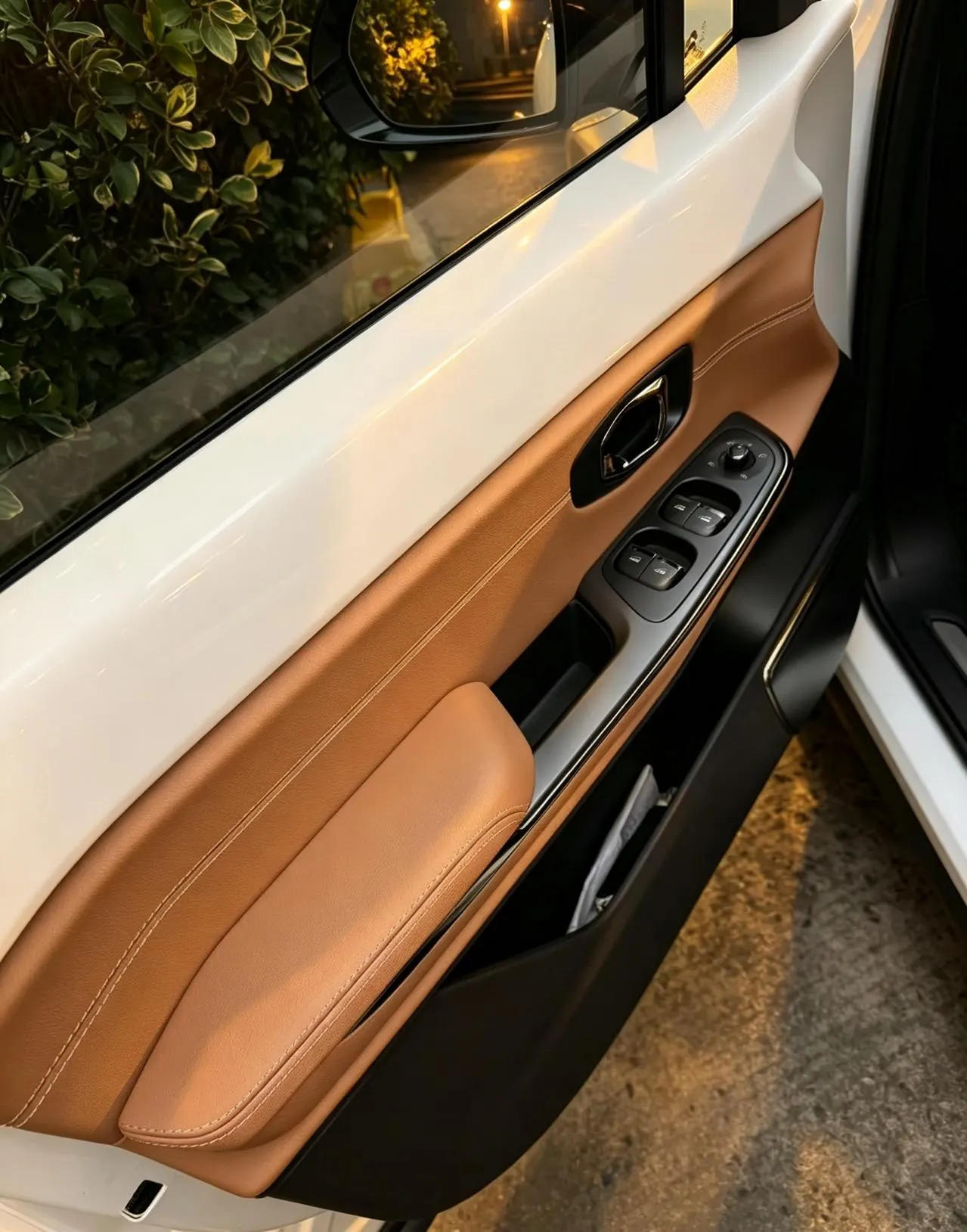 NIO 2022 ES8 Pilot Edition 75kWh 6-seat Automatic Gear 4