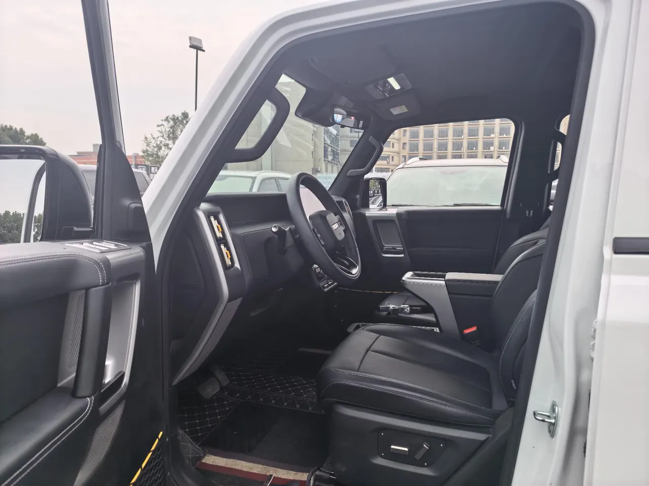 ICAR 2025 iCAR V 23 401 Two-Drive Advanced Edition Automatic Gear 3