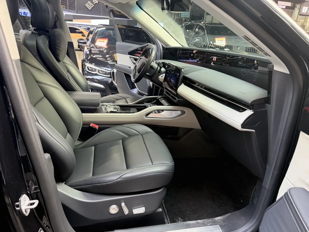 Lincoln 2025 Voyager 2.0T 4-wheel drive exclusive automatic gear 16