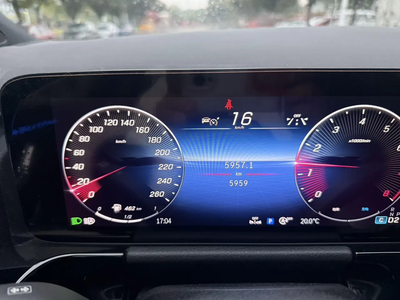 Mercedes Benz 2025 GLA 220 2.0T automatic gear 9