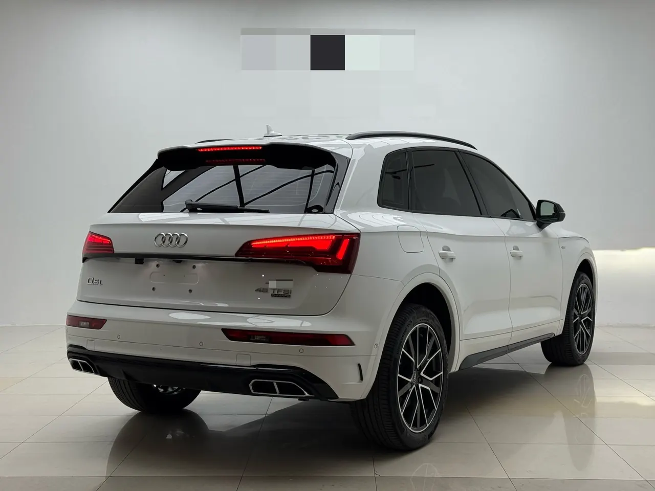 Audi 2025 Q5L 2.0TFSI 45TFSI 45th Anniversary Collection Edition Quattro Deluxe Dynamic Automatic 5