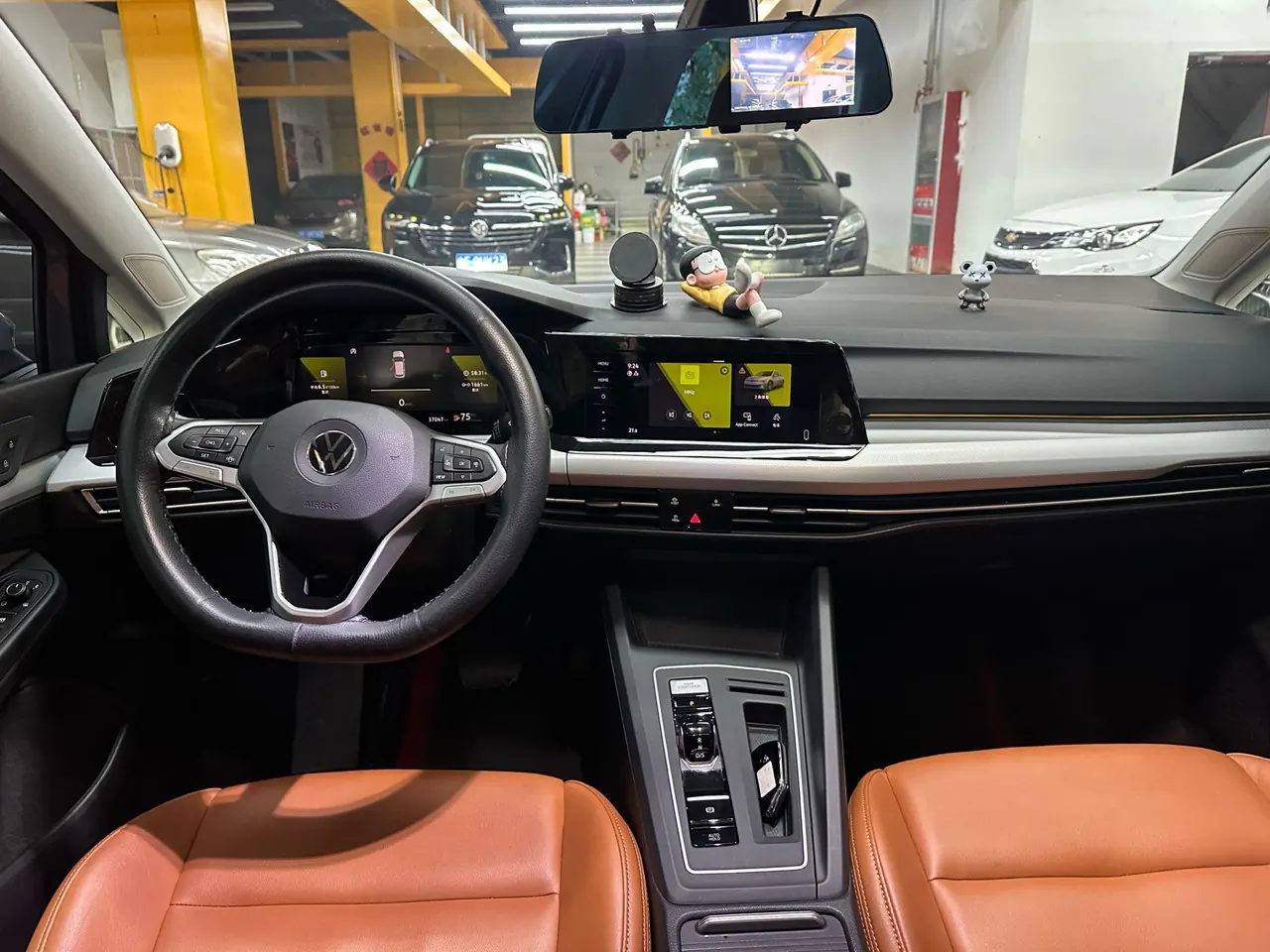 Volkswagen 2024 Golf 8 PRO 1.4TSI 280TSI 50 Year Legendary Automatic 8