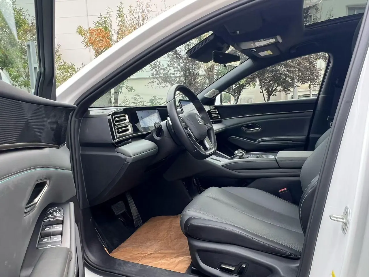 BYD 2024 Qin L DM-i 1.5 stepless 120KM Exceed automatic gear 6
