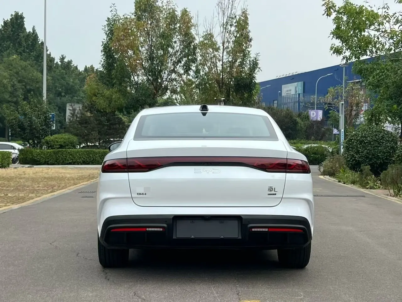 BYD 2024 Qin L DM-i 1.5 stepless 120KM Exceed automatic gear 8