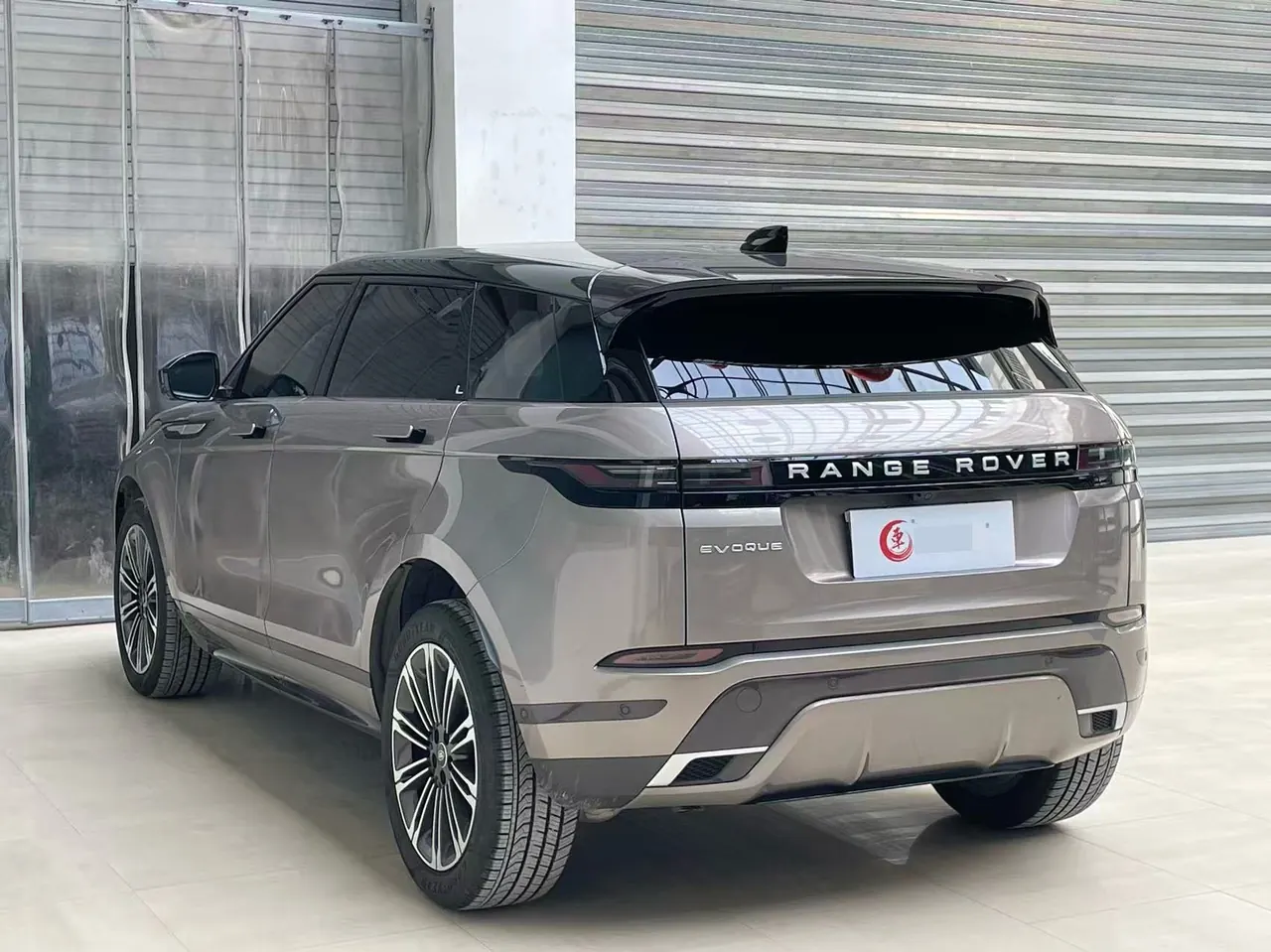 Land Rover 2024 evoque L 48V 2.0T 249PS automatic gear 11