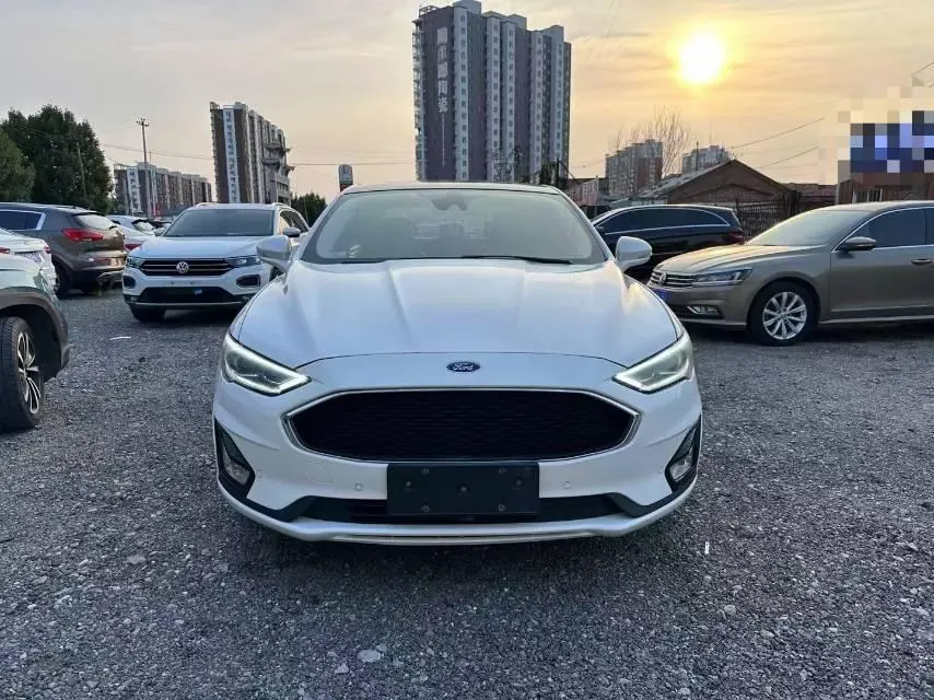 Ford 2020 Mondeo 1.5T EcoBoost 180 Luxury Automatic Gear 2