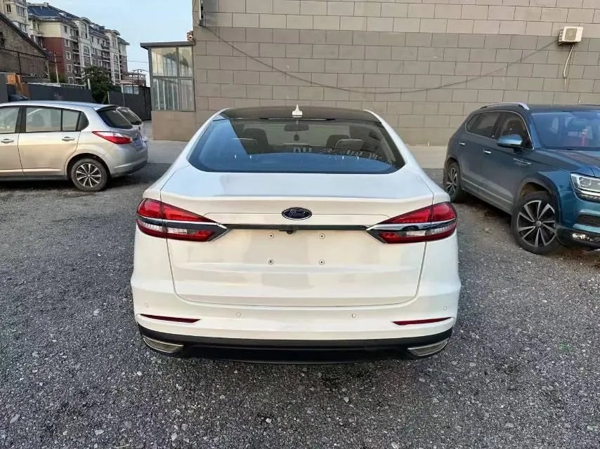 Ford 2020 Mondeo 1.5T EcoBoost 180 Luxury Automatic Gear 5