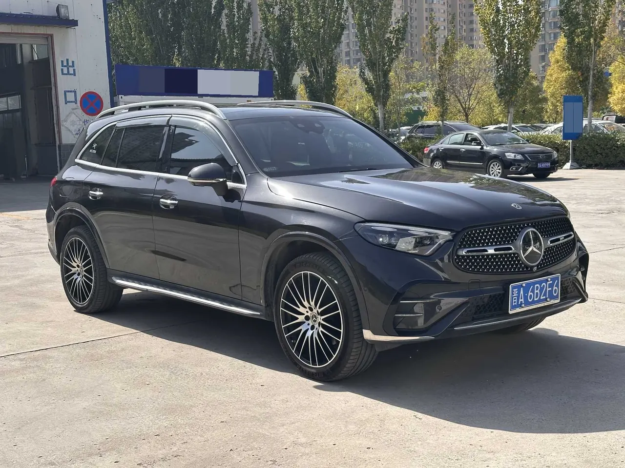Mercedes Benz 2023 GLC 300 L 4MATIC 48V 2.0T Luxury 7-seat Automatic Gear 3