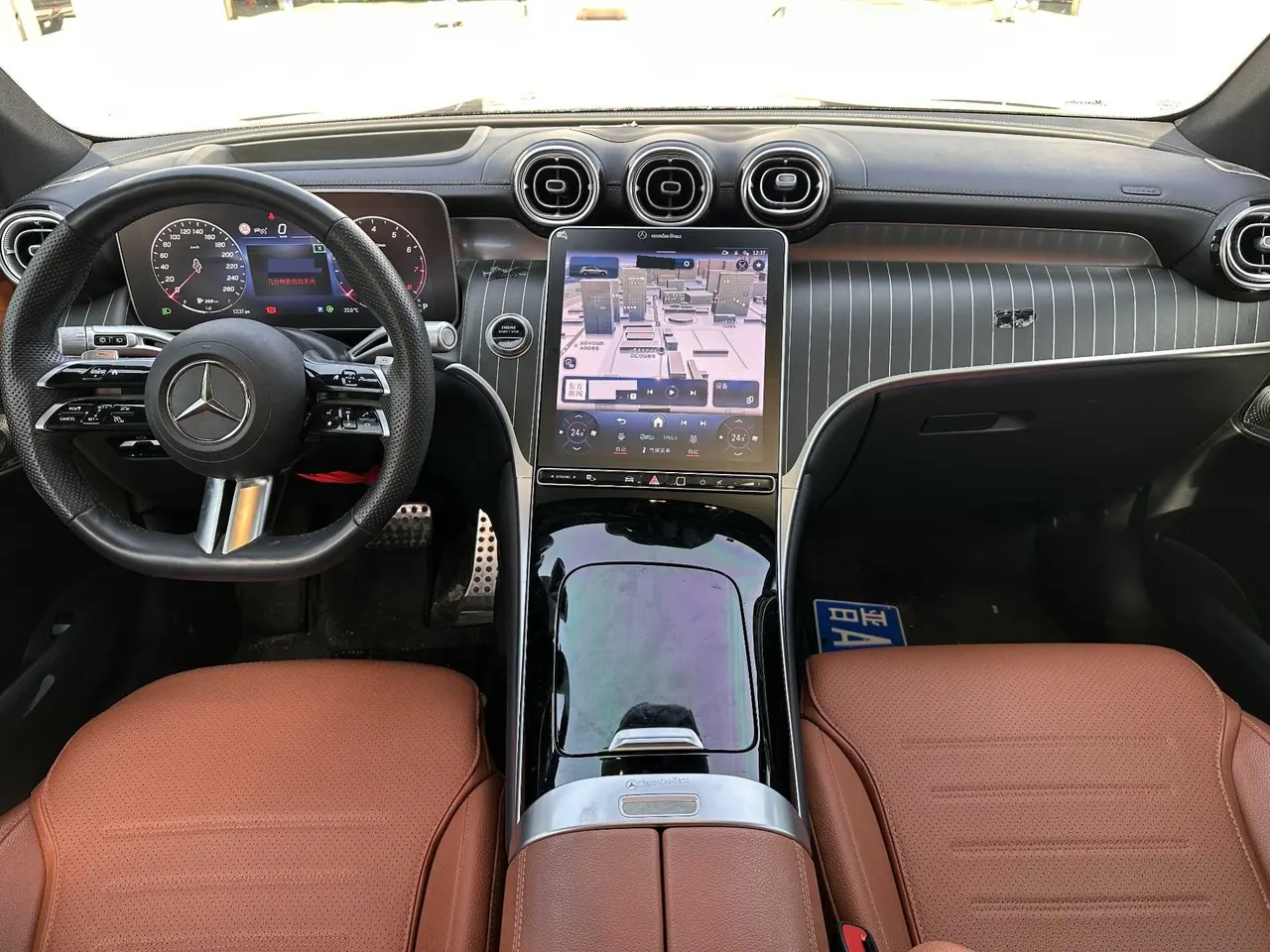 Mercedes Benz 2023 GLC 300 L 4MATIC 48V 2.0T Luxury 7-seat Automatic Gear 7