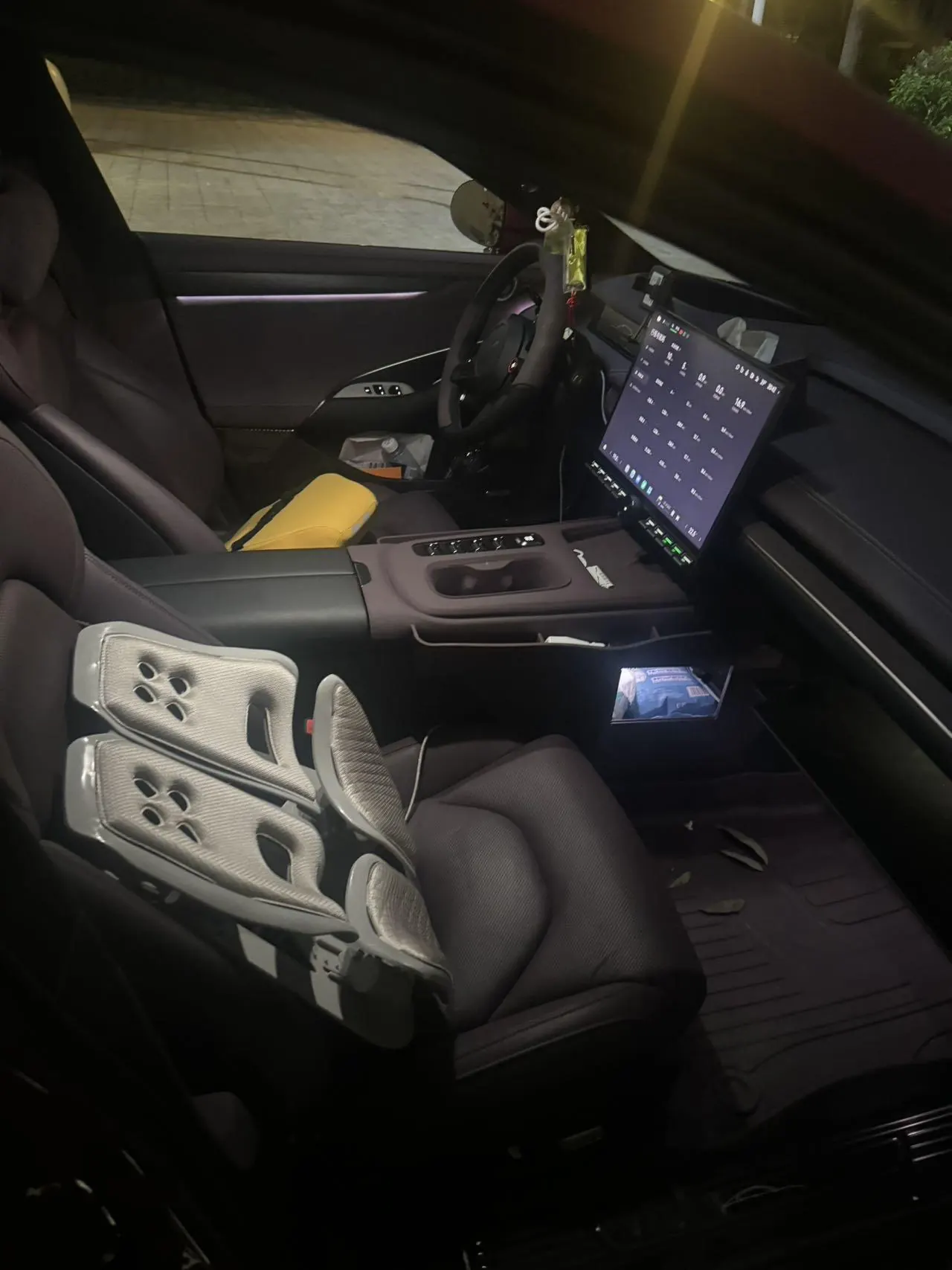 MI 2024 SU 7 800km 4-wheel drive ultra-long endurance high-end smart driving Max version automatic gear 2