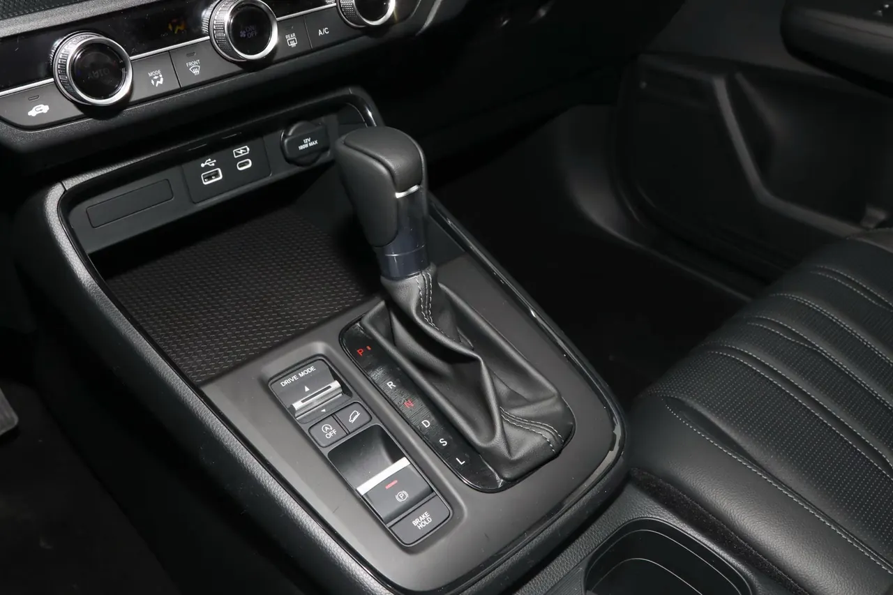 Honda 2023 Hao Ying 1.5T Stepless 240TURBO Two-Drive Deluxe Edition 5-seat Automatic Gear 7