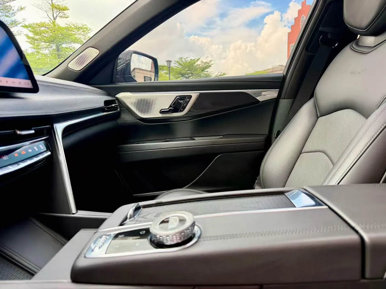 Cadillac 2023 CT6 2.0T 28T luxury automatic gear 12