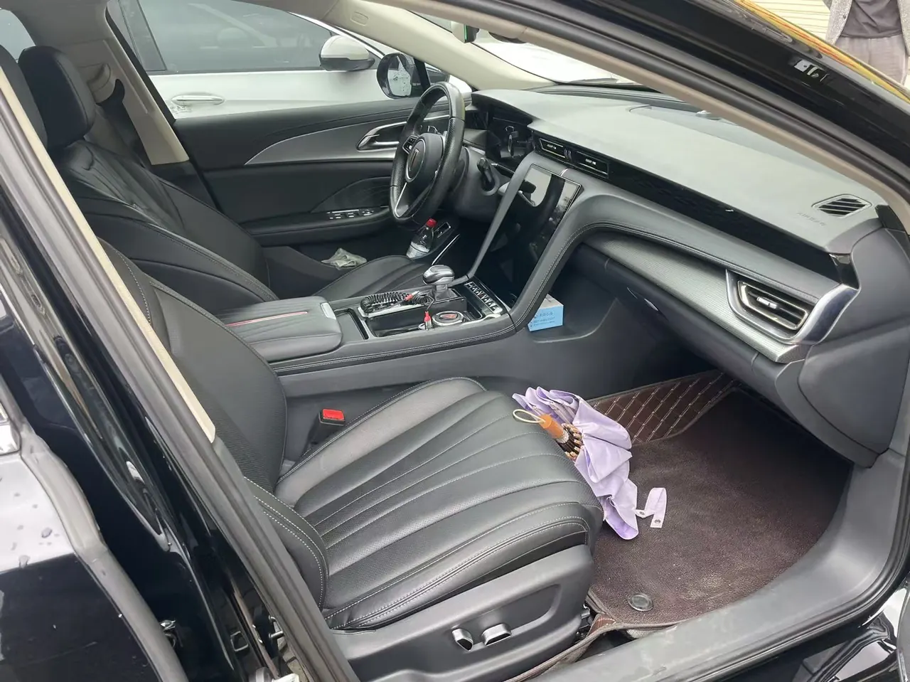 HongQi 2023 H5 2.0T Zhilian Flag Edition Automatic Gear 4