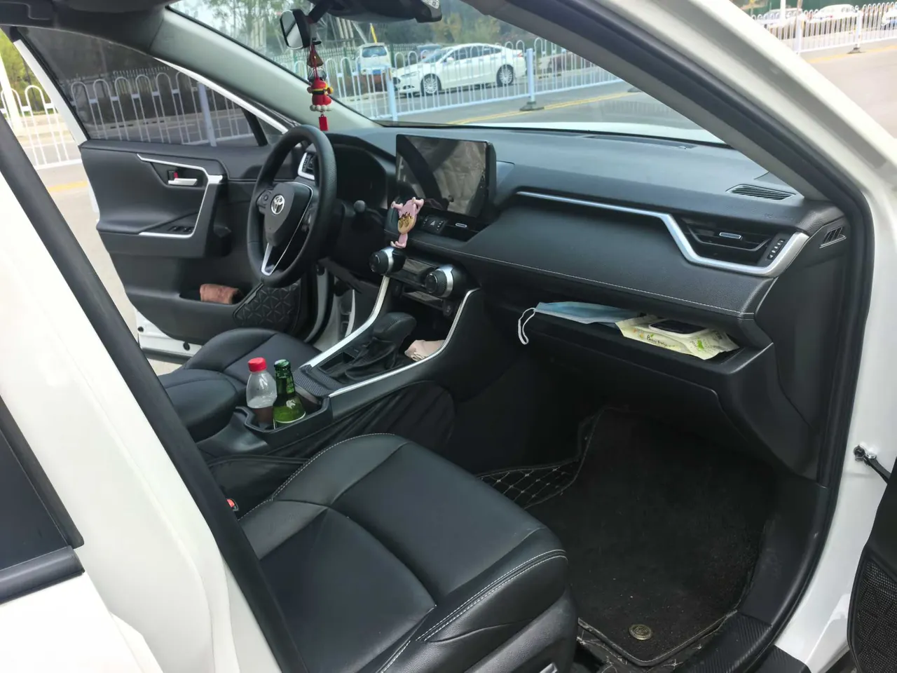 Toyota 2023 Willanda 2.0 Stepless Two-Drive Luxury PLUS Edition Automatic Gear 8