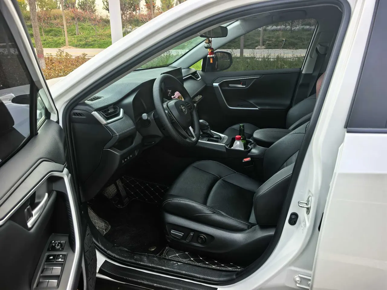 Toyota 2023 Willanda 2.0 Stepless Two-Drive Luxury PLUS Edition Automatic Gear 9