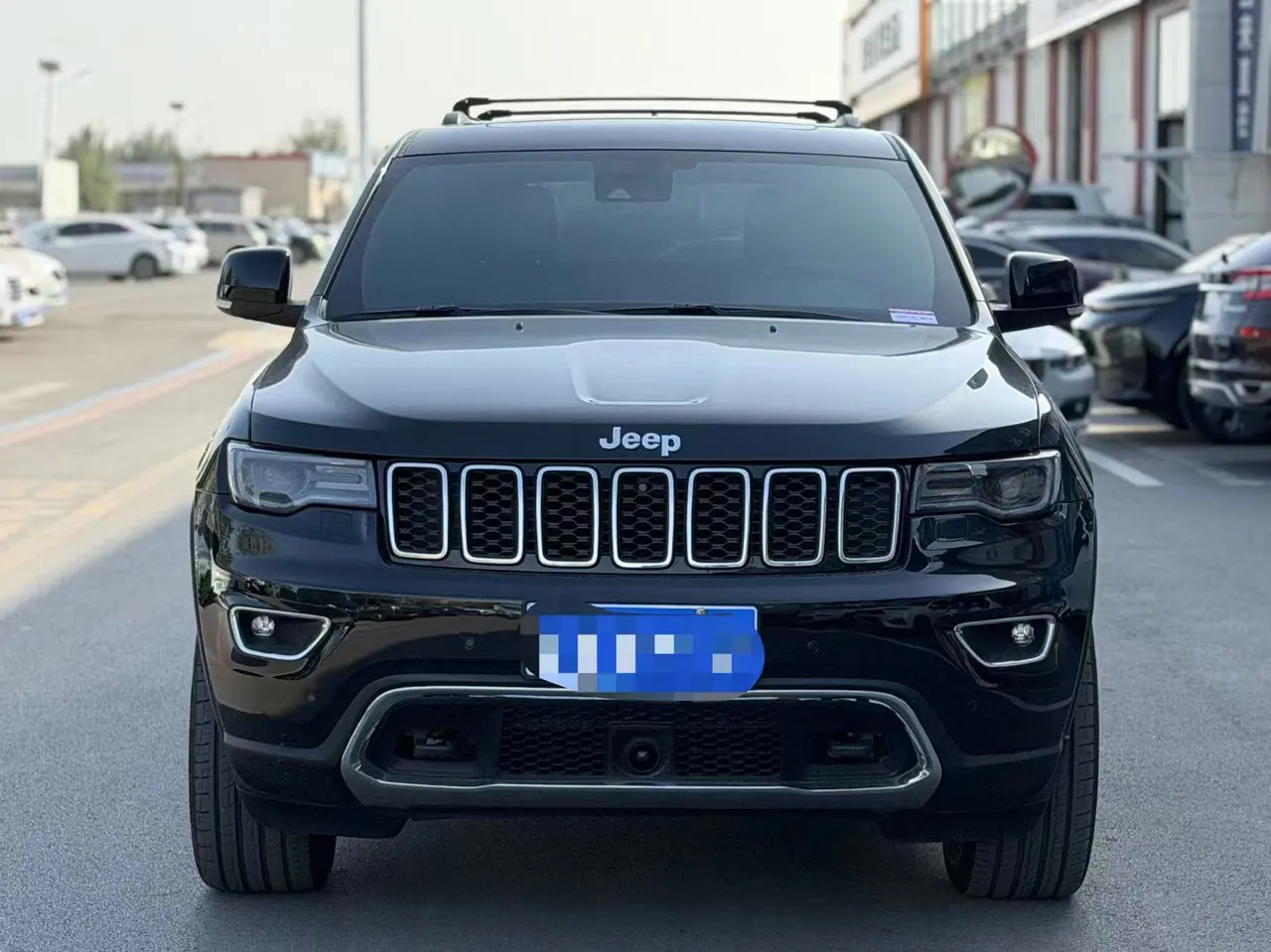 Jeep Grand Cherokee (Imported) 2020 Grand Cherokee 3.0 Elite Navigation Edition Automatic Gear 2
