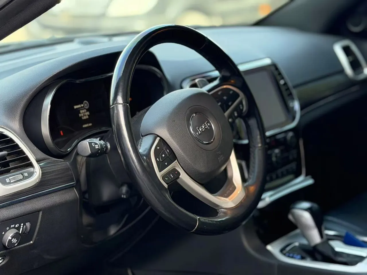 Jeep Grand Cherokee (Imported) 2020 Grand Cherokee 3.0 Elite Navigation Edition Automatic Gear 5