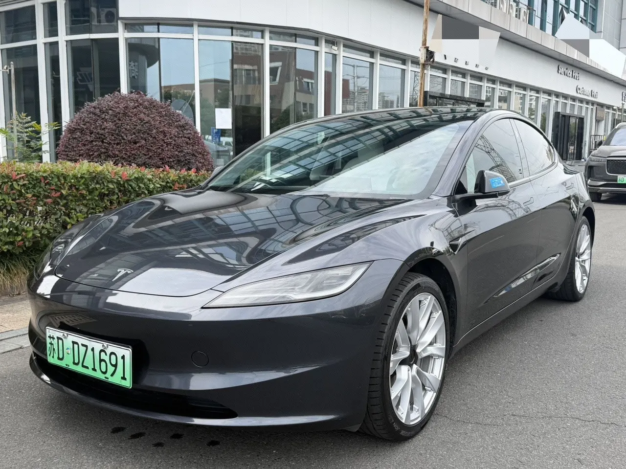 打开图片灯箱:Tesla 2023 Model 3 Rejuvenation Edition Rear Wheel Drive Automatic Transmission