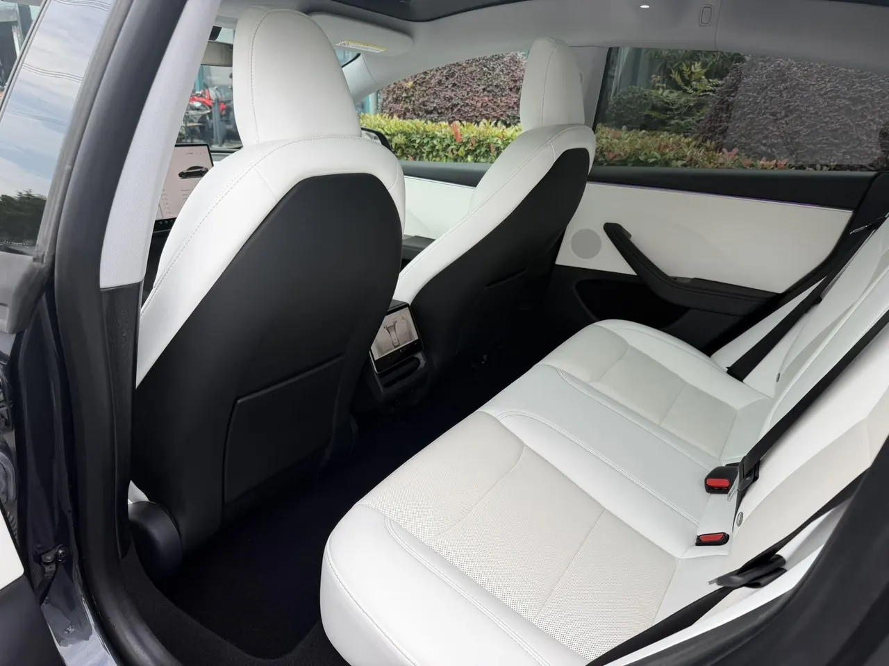 Tesla 2023 Model 3 Rejuvenation Edition Rear Wheel Drive Automatic Transmission 5