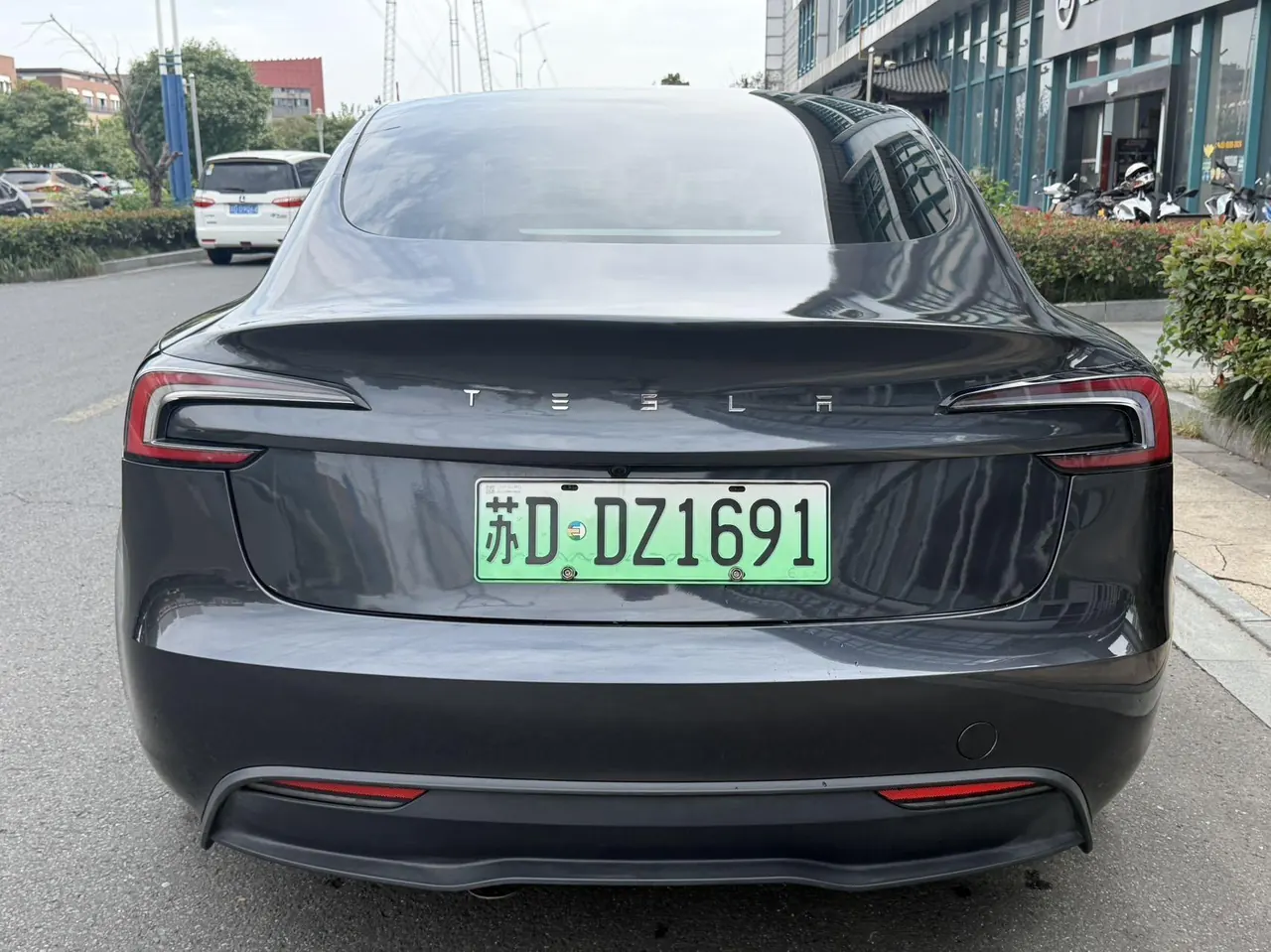 Tesla 2023 Model 3 Rejuvenation Edition Rear Wheel Drive Automatic Transmission 7