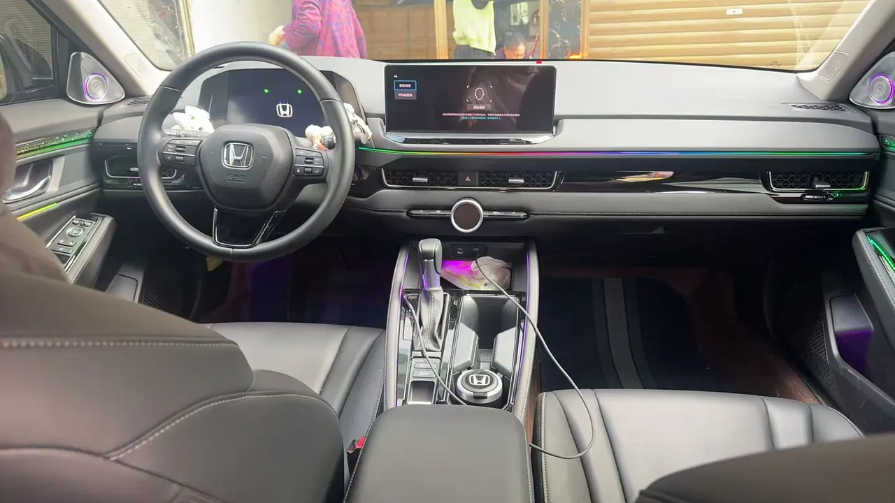 Honda 2025 INSPIRE (Yingshi Pai) 1.5T Stepless 260TURBO Elite Automatic Gear 4