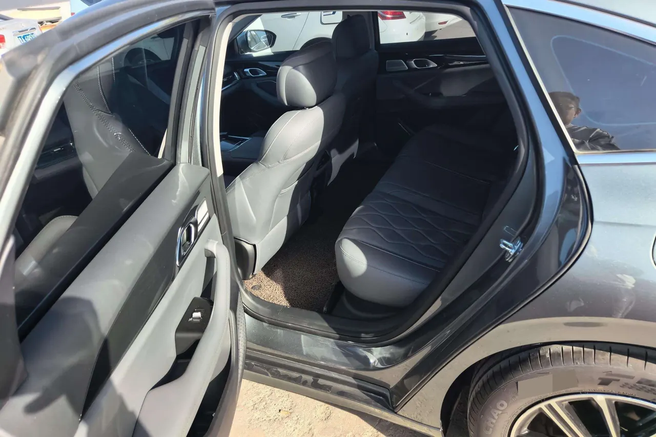 Geely Galaxy 2025 A7 EM-i 1.5 70km Discovery Edition Automatic Gear 2