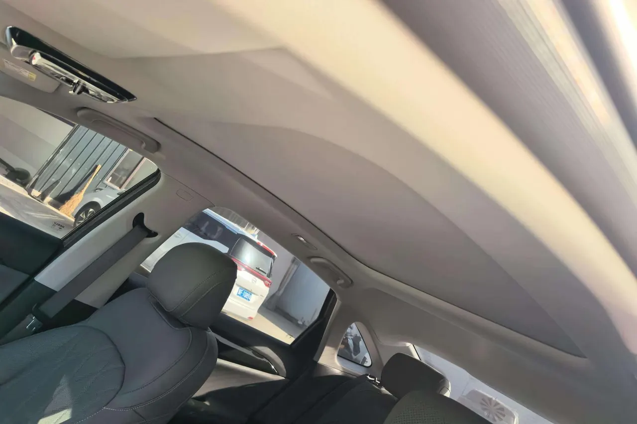 Geely Galaxy 2025 A7 EM-i 1.5 70km Discovery Edition Automatic Gear 4
