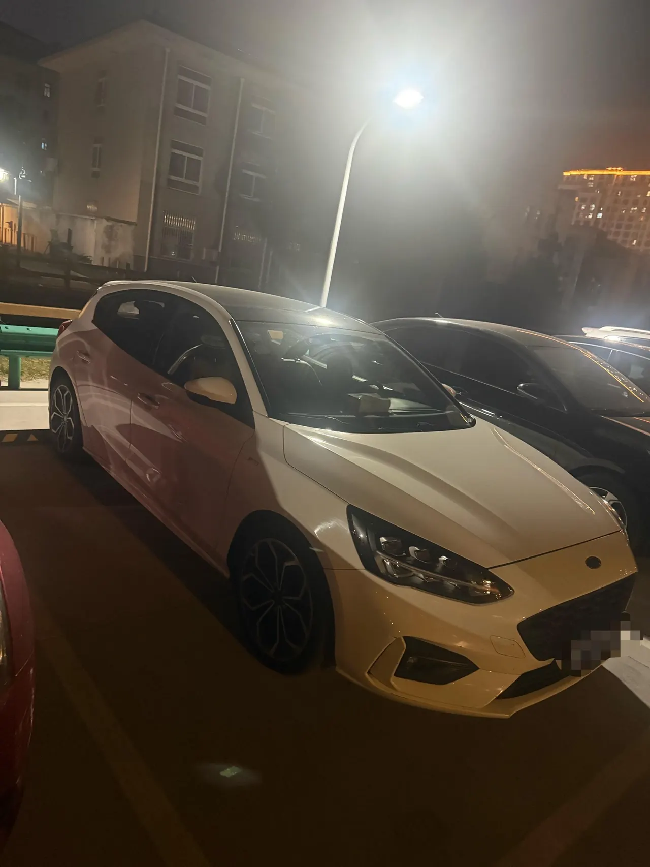 Ford 2021 Fox-hatchback 1.5T EcoBoost 180 ST Line Automatic 3