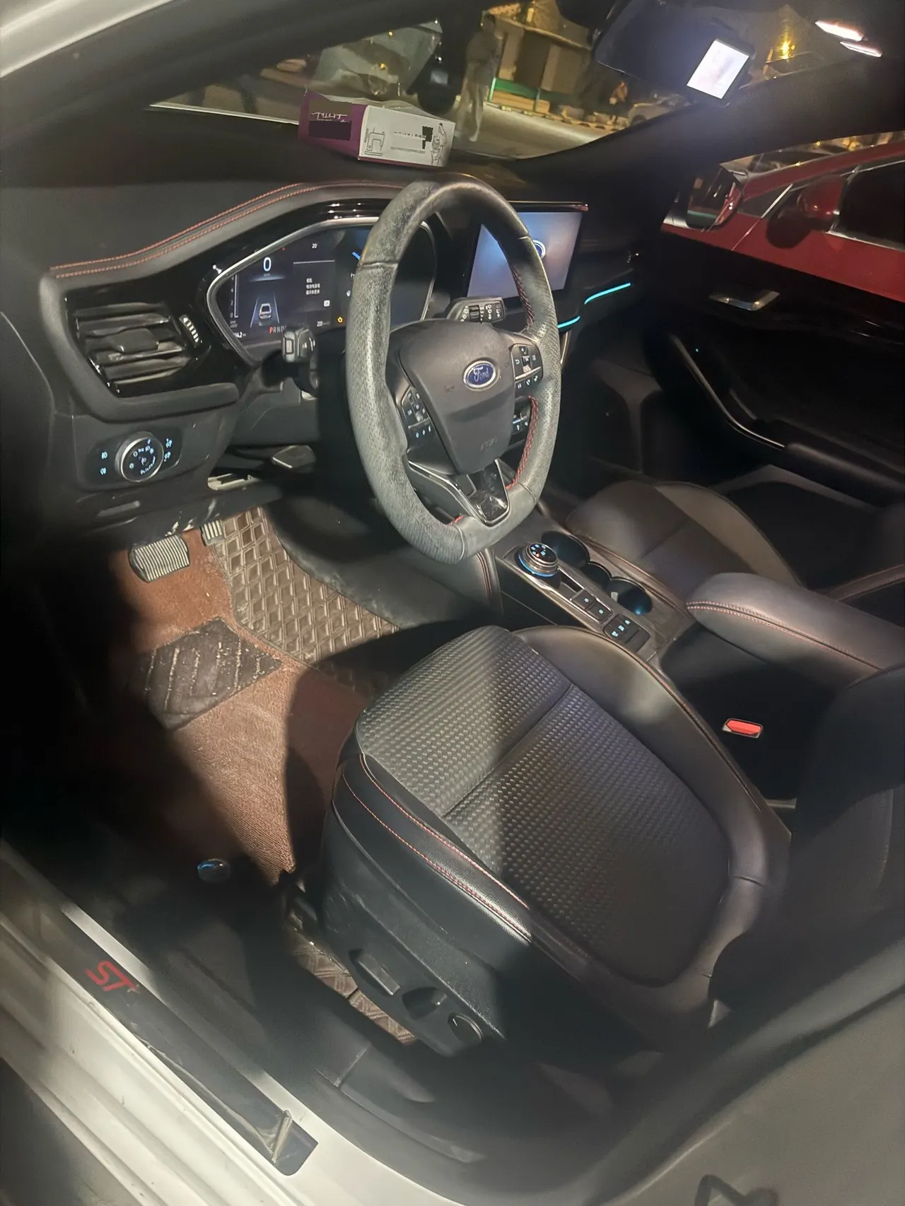 Ford 2021 Fox-hatchback 1.5T EcoBoost 180 ST Line Automatic 4
