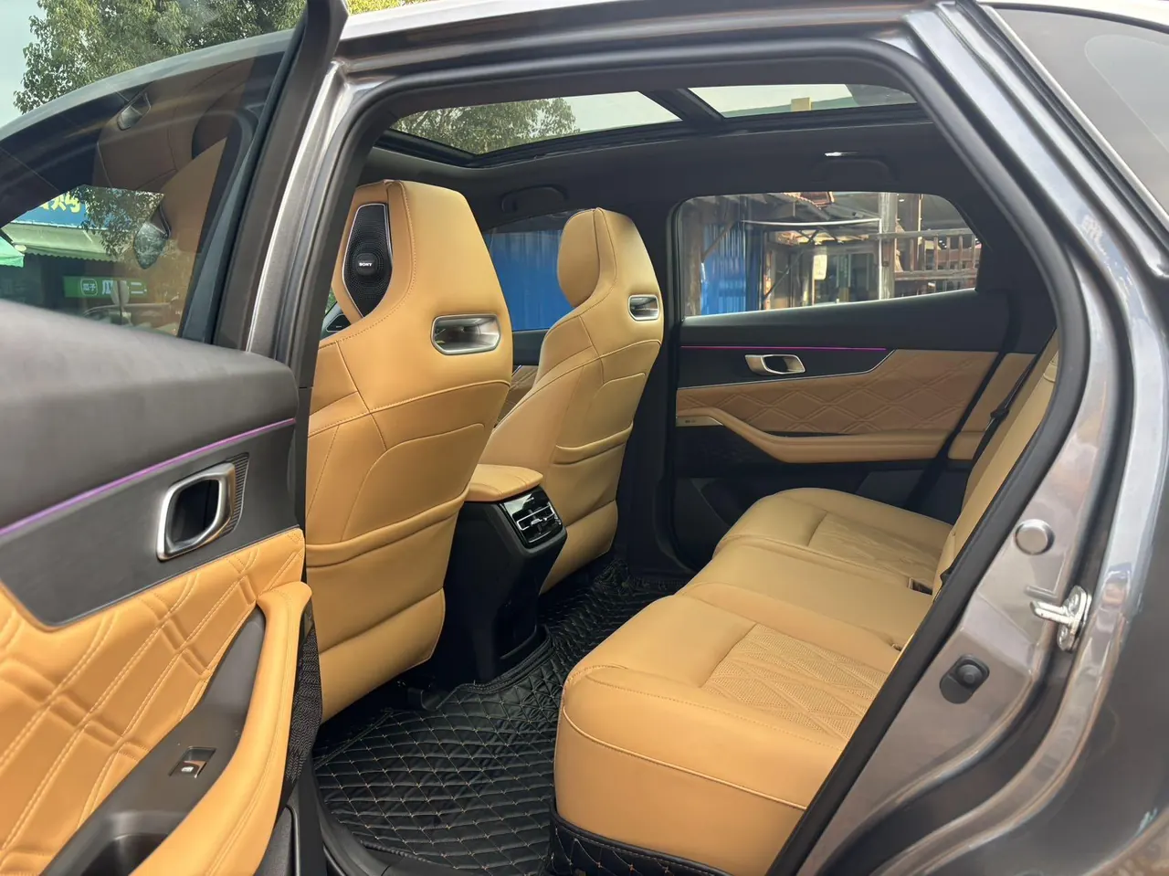 ChangAn 2023 UNI-K 2.0T Two-Drive Pleasant Collar Automatic Gear 9