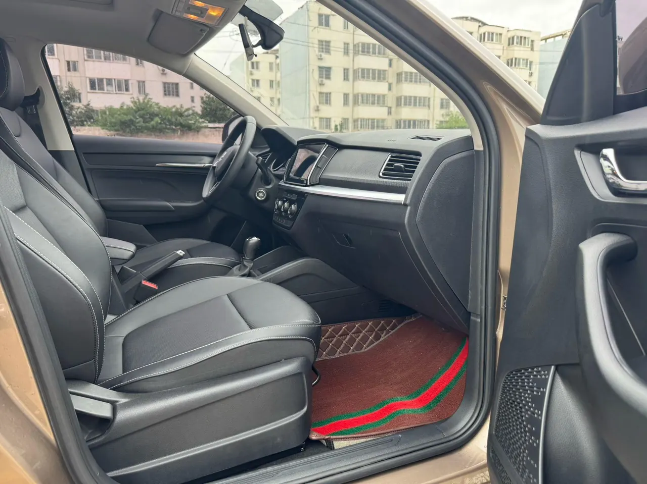 Skoda 2023 Comic 1.5 Comfortable Edition (Modified) Automatic Gear 9