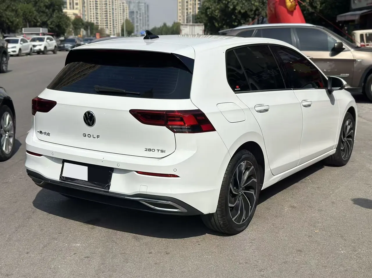 Volkswagen 2023 Golf 8 R-Line 1.4TSI 280TSI (Modified) Automatic Gear 6