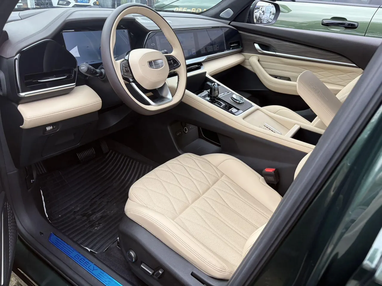 Geely 2025 XingyueL (Monjaro) 2.0TD Oriental Yao Star-Gazing Edition Automatic Transmission 4