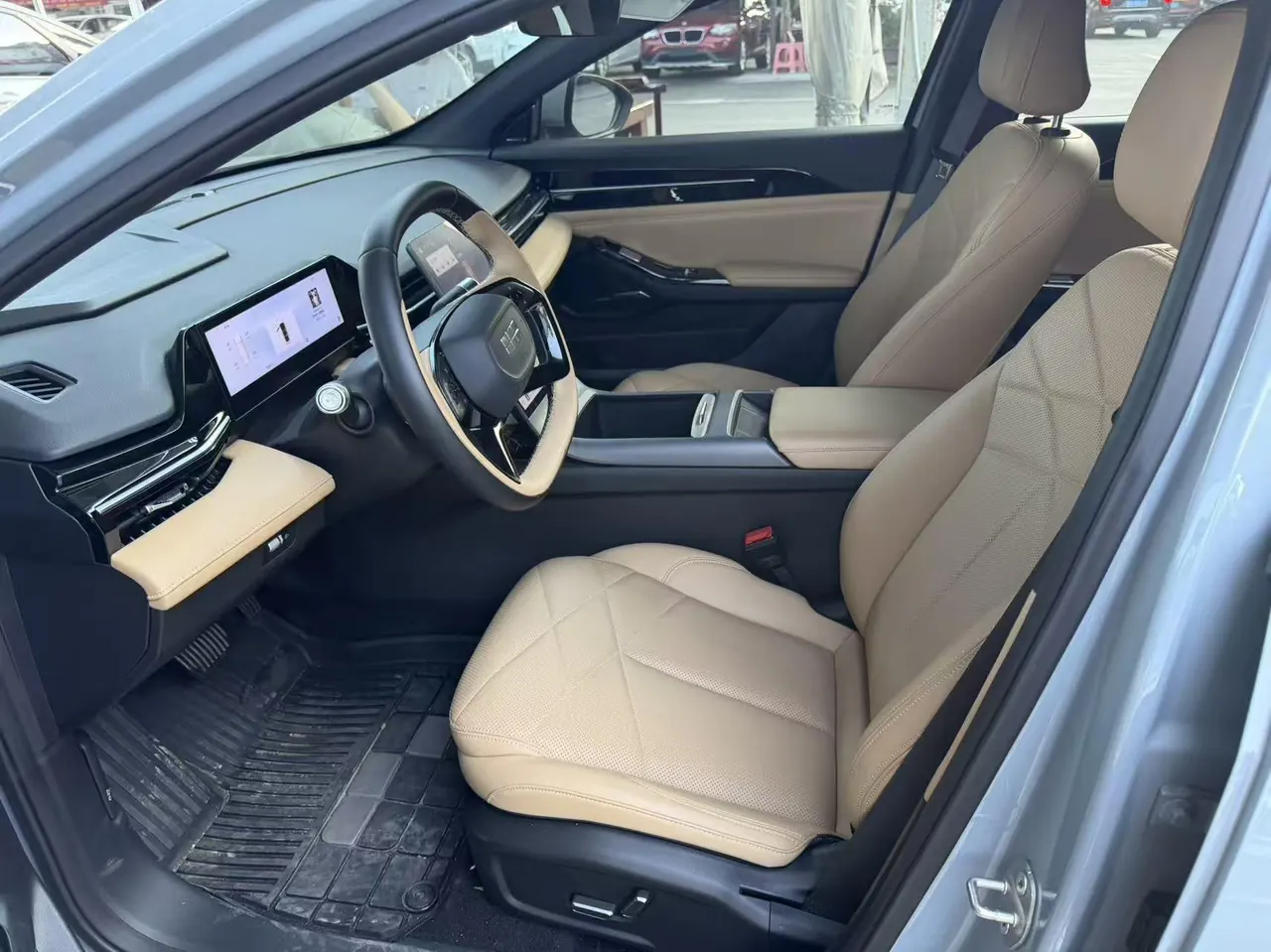 Geely Galaxy 2024 L6 1.5T Longteng Edition 125km PLUS Automatic Gear 6