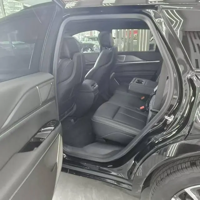 Cadillac 2025 XT5 48V 2.0T honorable automatic gear 5