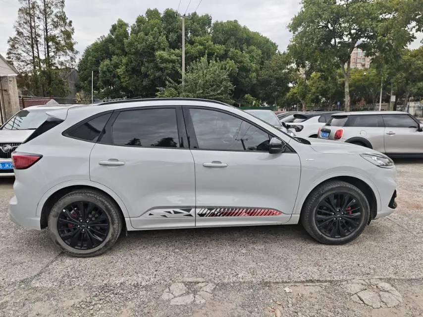 Ford 2023 Sharp 2.0T EcoBoost 245 4-wheel drive enjoy ST-LINE Pro automatic gear 3