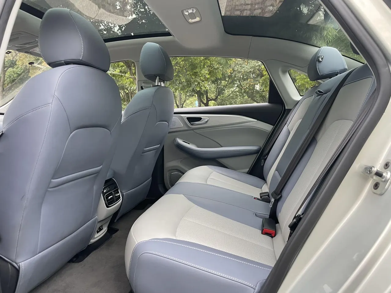 Rising Auto 2020 ER 6 620km Smart Edition Automatic Gear 5