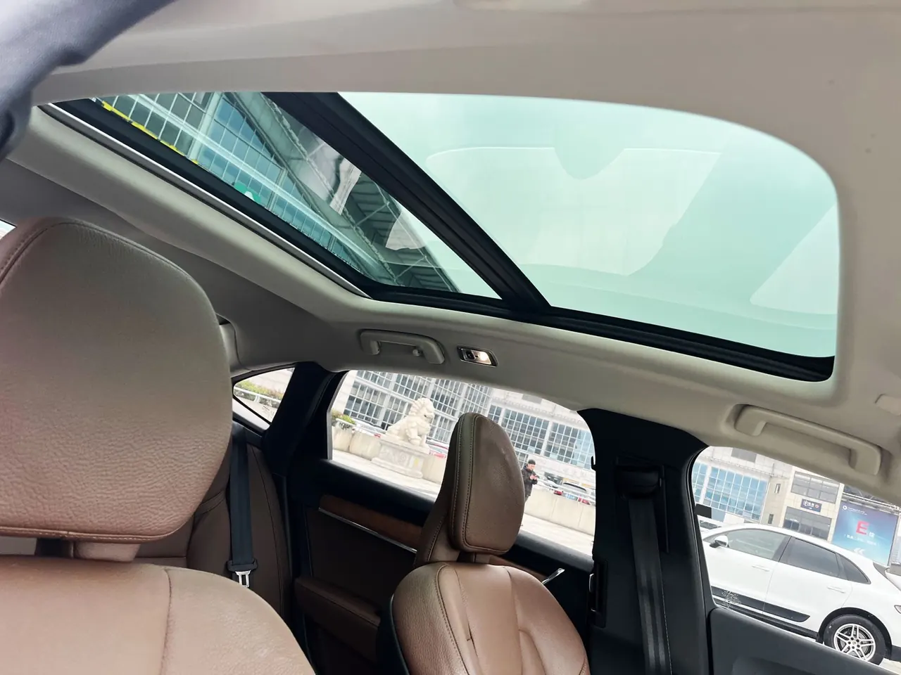 Volvo 2020 S90 2.0T T5 Zhiyi Deluxe Edition Automatic Gear 13