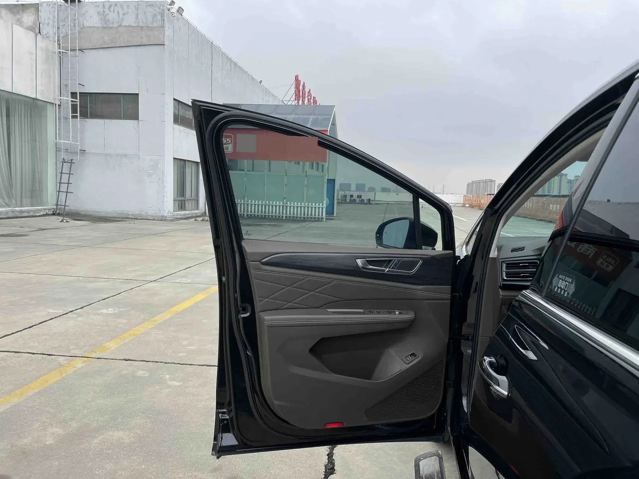 Volkswagen 2024 Wei (Viloran) 2.0TSI 380TSI Premium Edition Automatic Gear 12